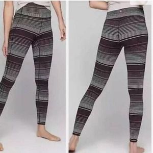 ATHLETA Legging Chaturanga Expanse Stripe Colorblock High Rise Purple Yoga Sm